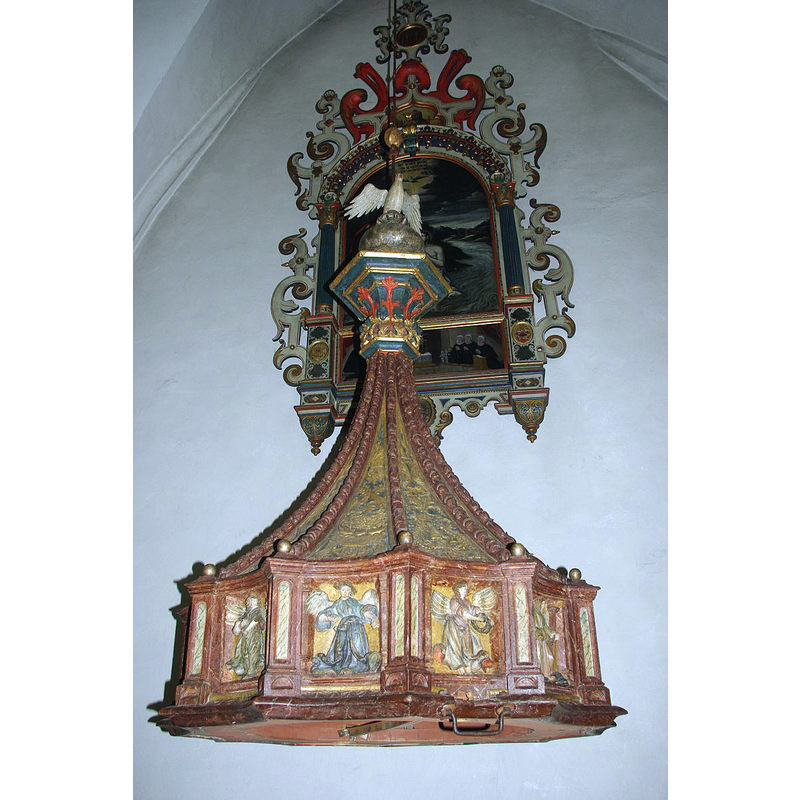 Source caption: "Deckel des Taufsteins in der Kirche St. Zeno in 83435 Bad Reichenhall"