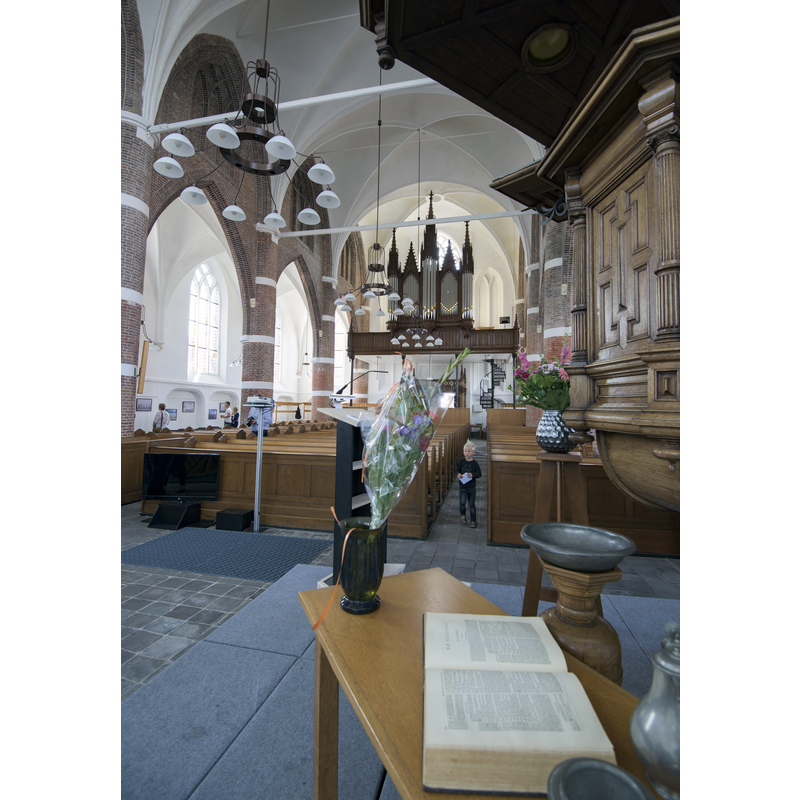 Source caption: " Interieur Kleine Kerk Steenwijk"