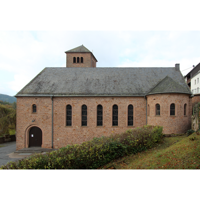 Source caption: "54655 Kyllburg. In der katholischen Pfarrkirche St. Maximin: spätgotisches Sandsteintabernakel, bezeichnet 1487, spätgotischer Taufstein."