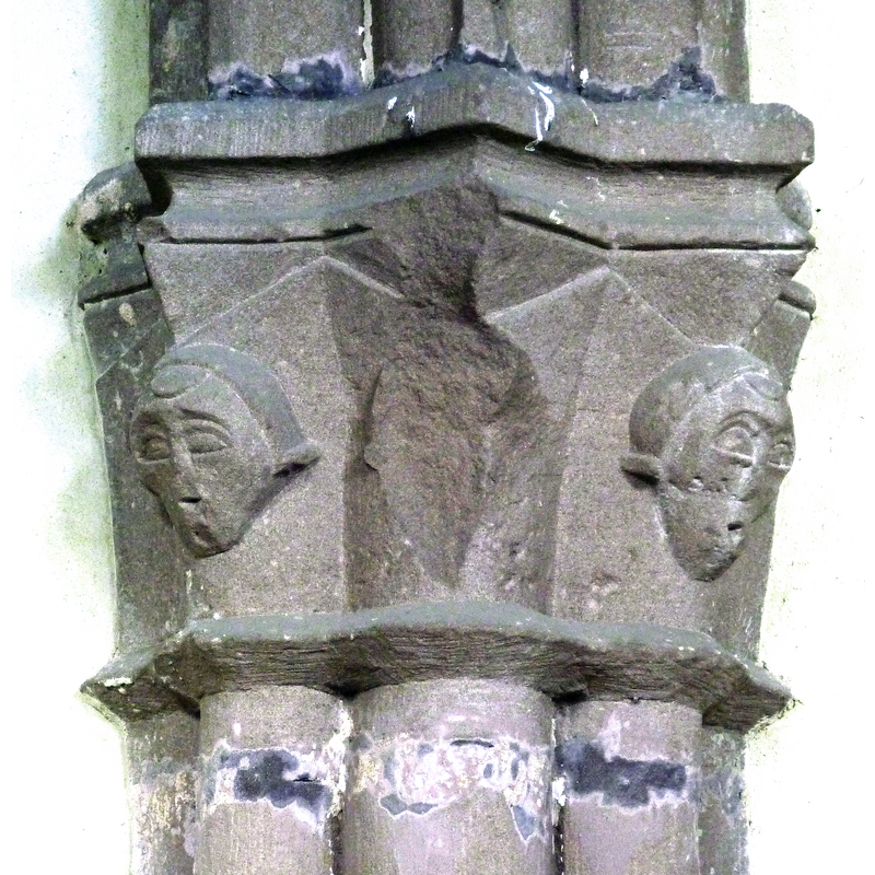 Source caption: "Katholische Pfarrkirche, ehemalige Stiftskirche Unsere Liebe Frau (Mariä Himmelfahrt) in Kyllburg im Eifelkreis Bitburg-Prüm (Rheinland-Pfalz), Kreuzgang aus dem 14. Jahrhundert, Kapitell "