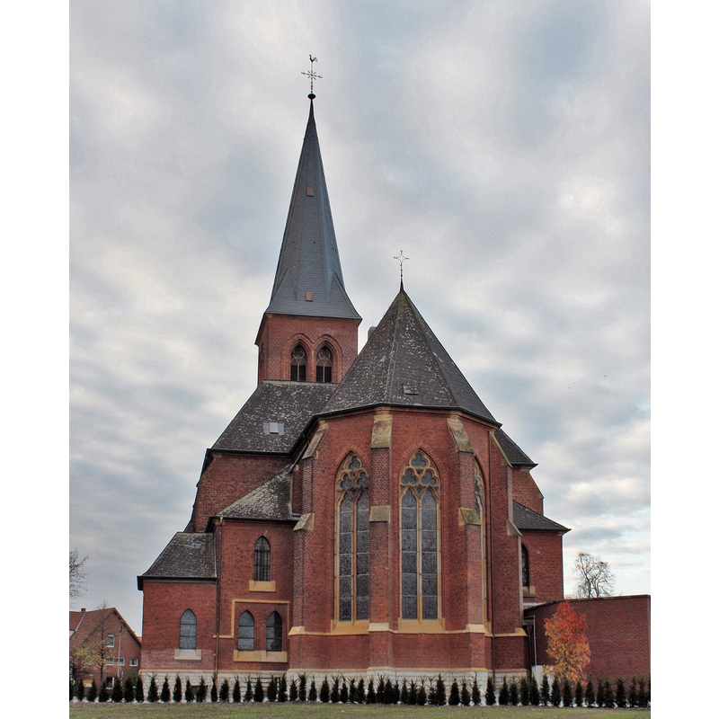 Source caption: "Katholische Kirche St. Laurentius in Ennigerloh-Westkirchen, von Osten"