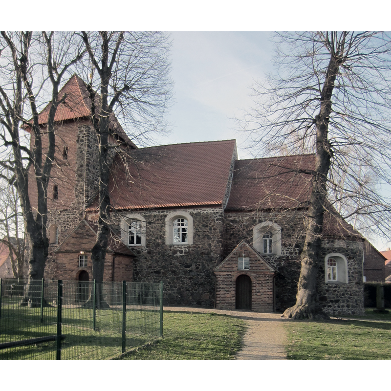 Source caption: "Rosenthal, Stadt Dahme/Mark, denkmalgeschützte Dorfkirche, Ansicht von Süden"