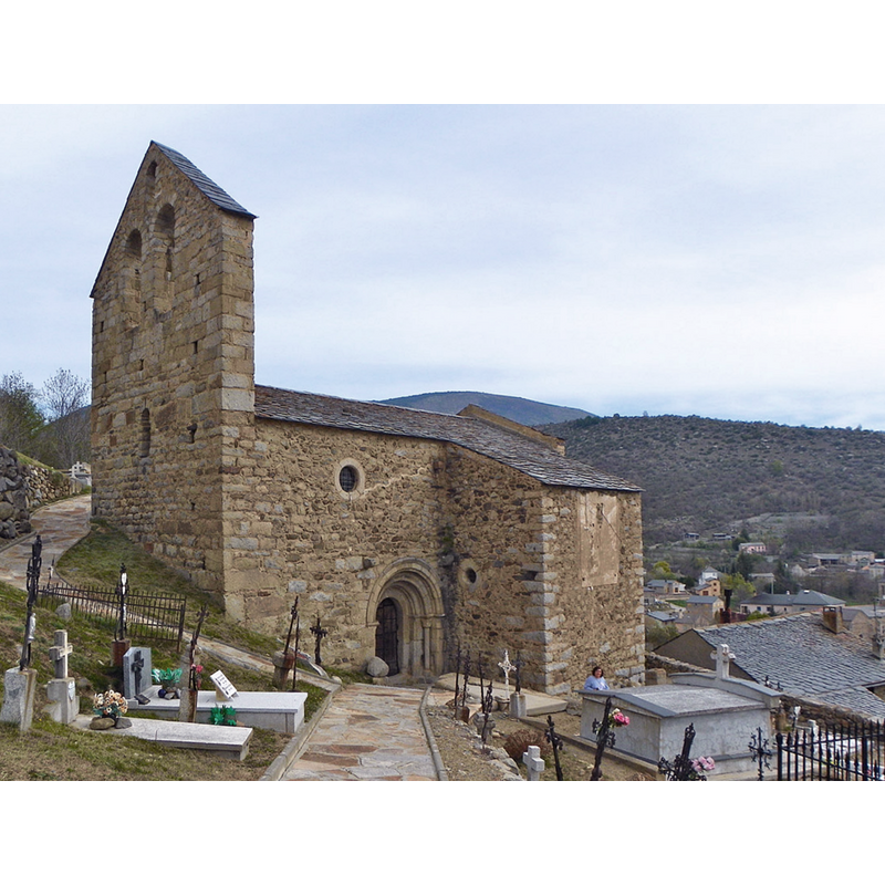 Source caption "Angostrina, església vella i, al fons, la nova"