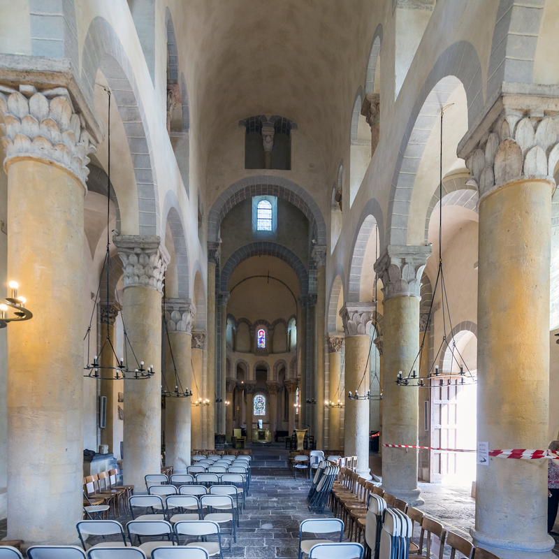 Source caption: "Église Saint-Nectaire, Saint-Nectaire"