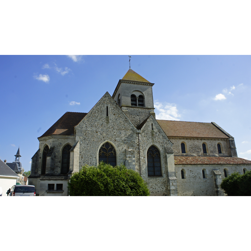 Source caption: "Église st-Martin et la mairie_de Cernay les Reims."