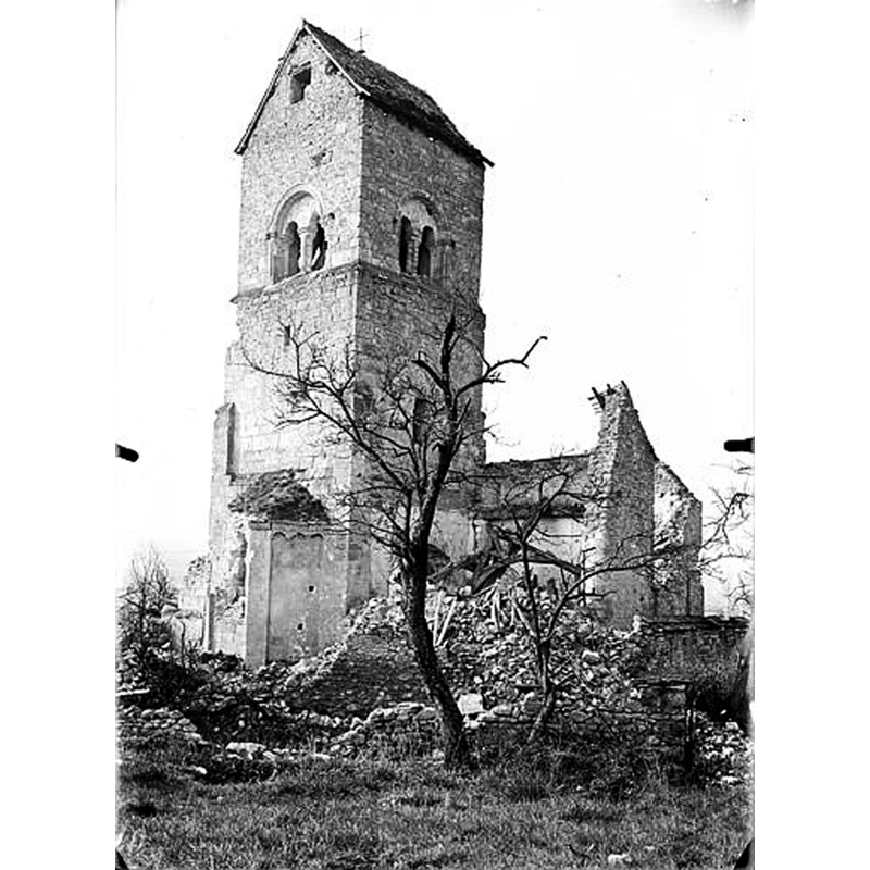 Source caption: "Ensemble nord-est [...] Eglise Saint-André [...] Marfaux, Marne, France"