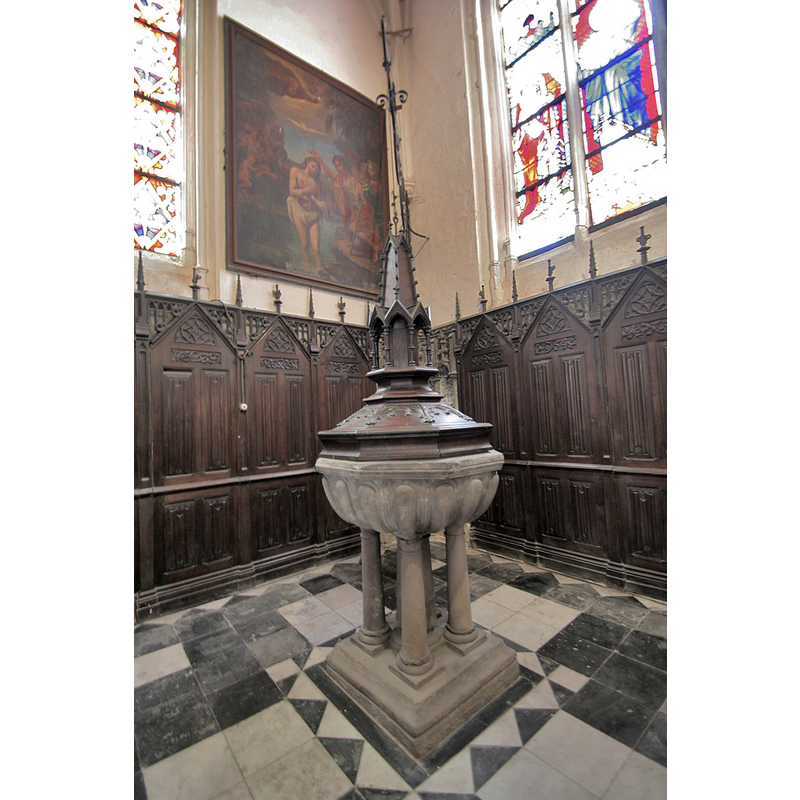 Source caption: "Hesdin l'église fonts baptismaux"