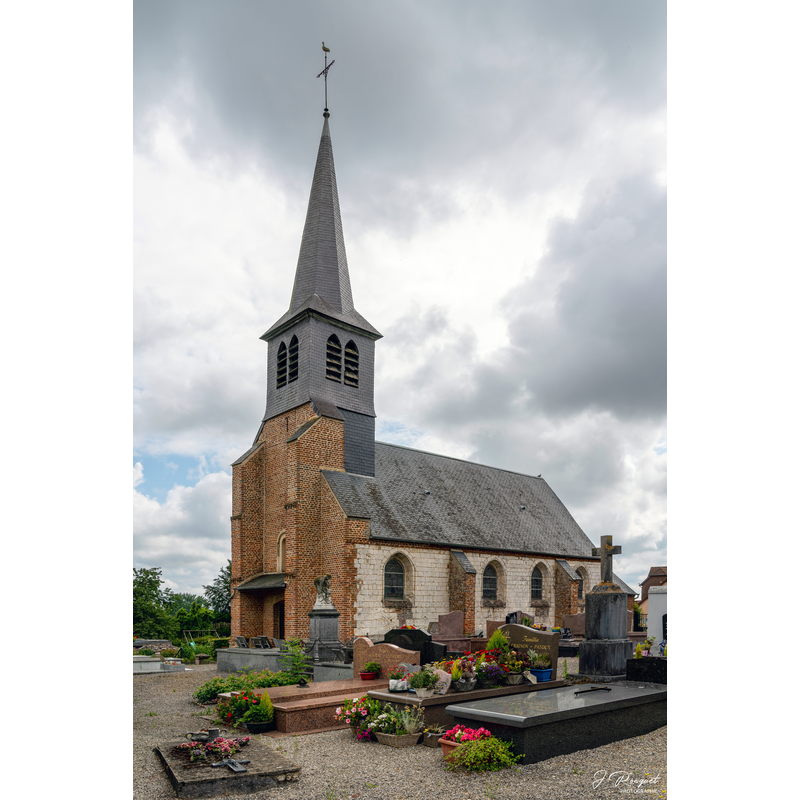Source caption: "L'église a été achevée en 1705. Elle est dédiée aux saints Crépin et Crépinien." [NB: the earlier church [15th-16thC(?) was demolished in 1705]