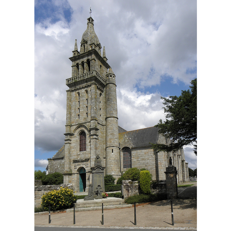 Source caption: " Flanc sud et façade occidentale de l'église Notre-Dame de Plourin-lès-Morlaix "