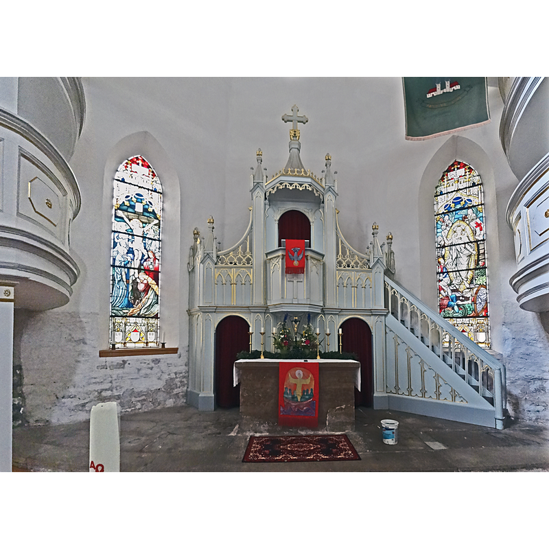 Source capton: "Altarbereich der Dorfkirche St. Walpurgis (Großengottern)"