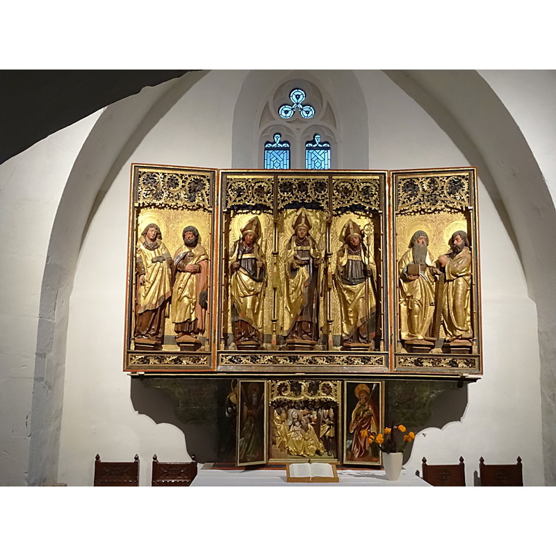 Source caption: "der gotische Schnitzaltar in der Turmkapelle der Petri-Pauli-Kirche (Eisleben) stammt aus der stillgelegten Eislebener Nicolai-Kirche"