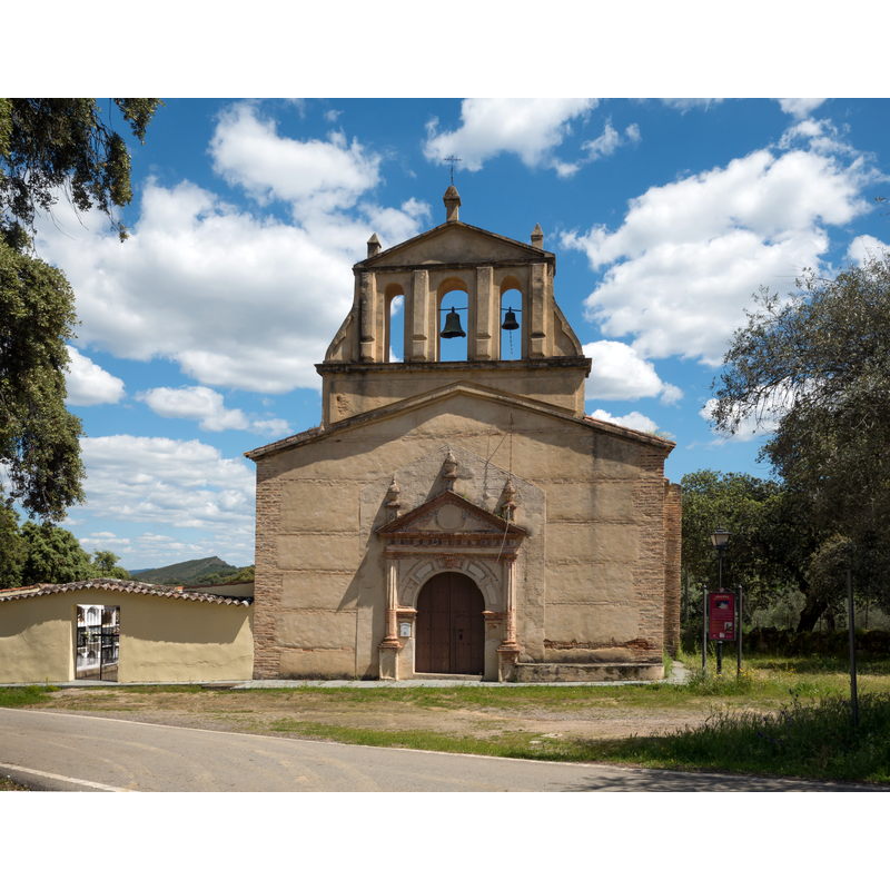 Source caption: " Iglesia de Corterrangel (Ermita de la Esperanza), cementerio a su izquierda. Huelva, Andalucía, España"