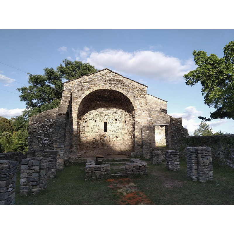 Source caption: "Eglise San Giovanni [...] Vue générale des ruines de l’église depuis l’Ouest"