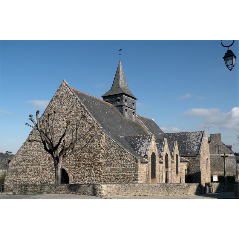 Source caption: "Vieille église de Saint-Lunaire [...] Iliz kozh Sant-Luner"