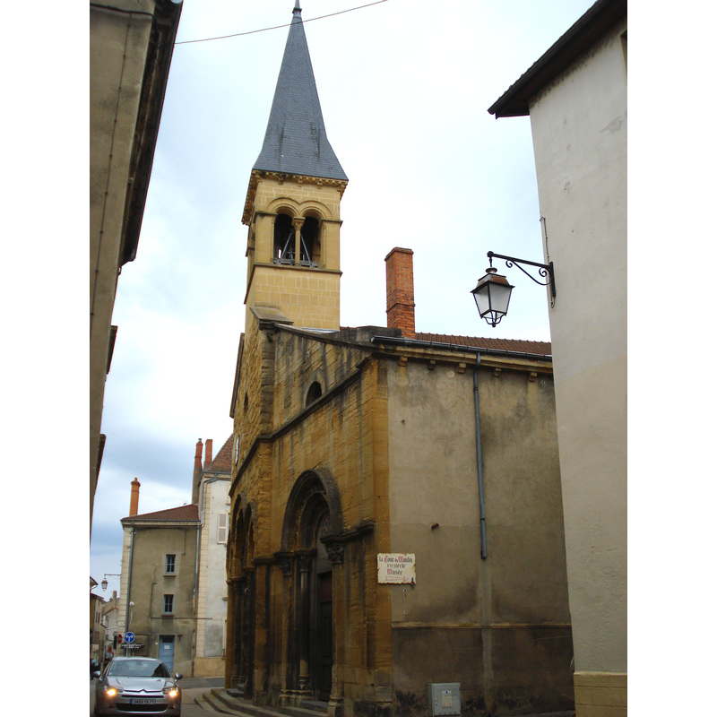 Source caption: "Marcigny (Saône-et-Loire-Fr), l'église."