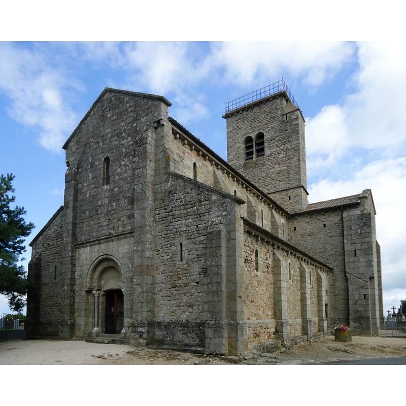 Source caption: "Eglise romane - Gourdon - Saône-et-Loire"