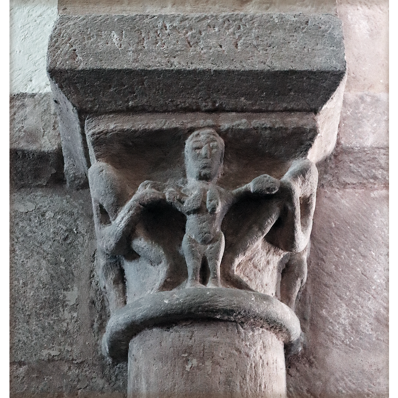 Source caption: "Intérieur de l'église Notre-Dame-de-l'Assomption de Gourdon (71). Chapiteau."