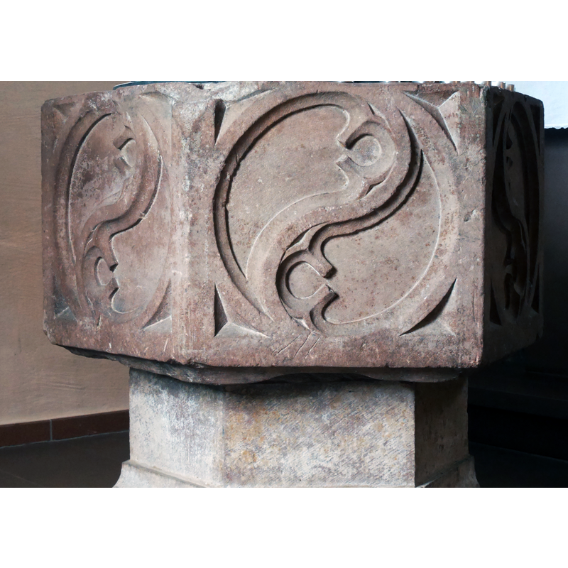 Source caption: "Michaelskirche (Gräfenhausen) Taufbecken um 1500"