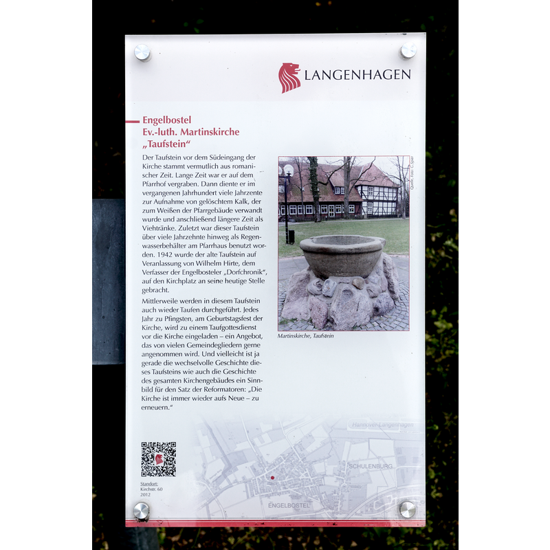 Source caption: "GLIEM (Ganz Langenhagen ist ein Museum) Tafel 7 – Ev.-luth. Martinskirche Taufstein"