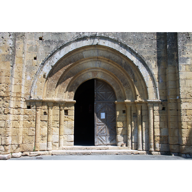 Source caption: "Portal Abtei Cadouin"