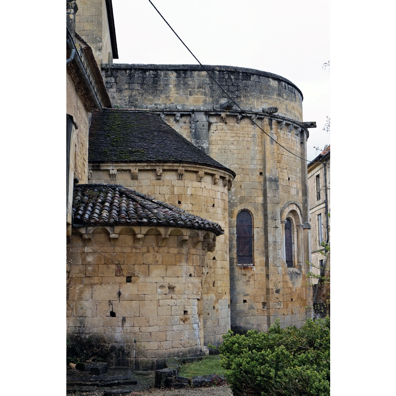 Source caption: "Vue de l'église abbatiale de Cadouin."