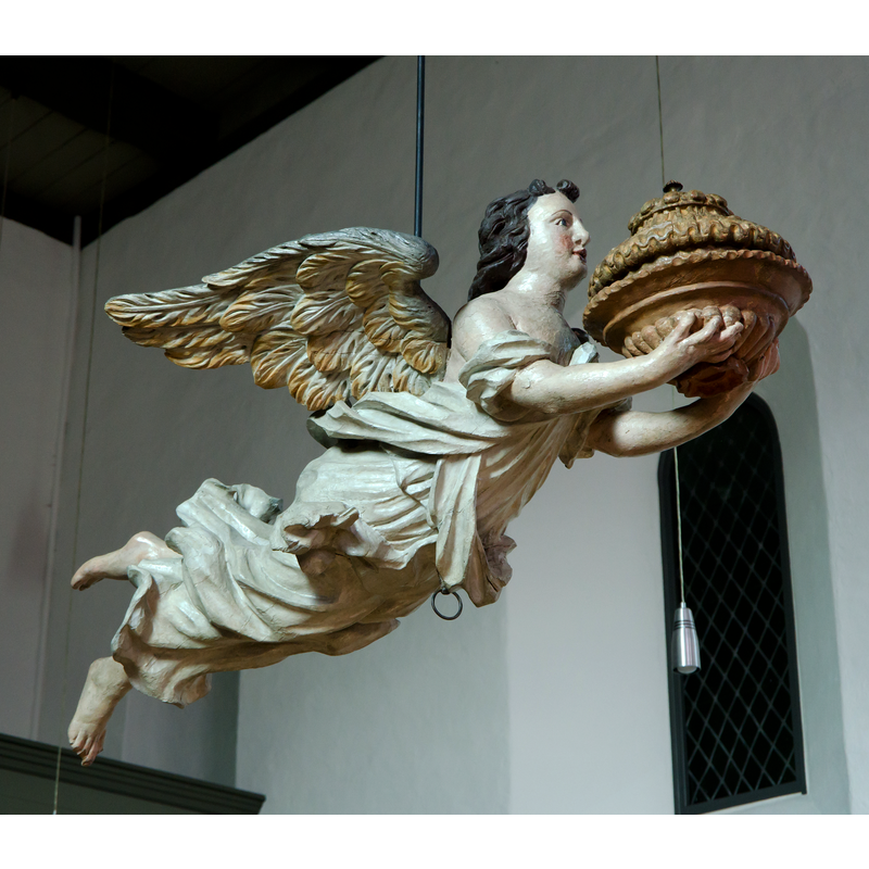 Source caption: "Preetz Kirche Taufengel"
