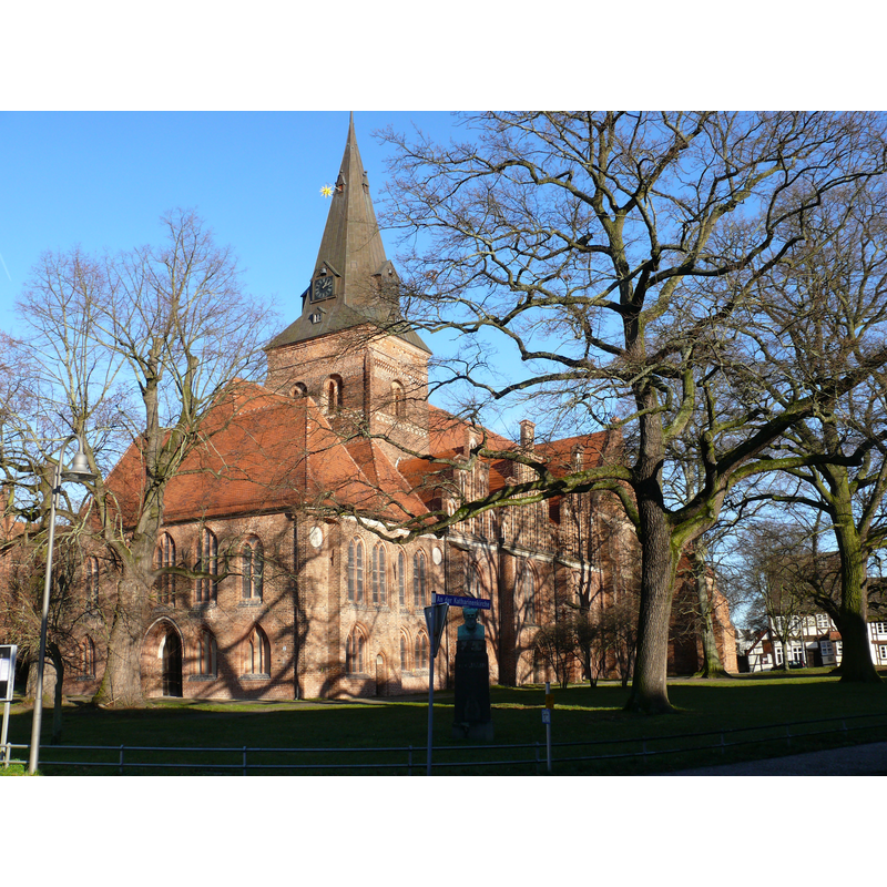 Source caption: "Die Katharinenkirche in der Hansestadt Salzwedel."