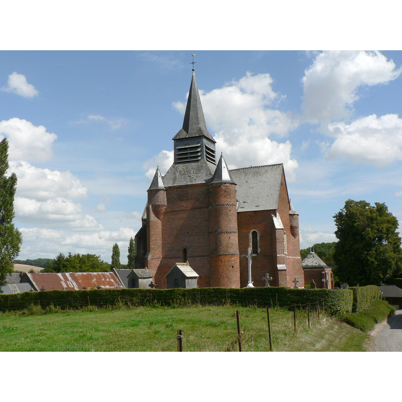 Source caption: "Église fortifiée de Burelles, Aisne, France"
