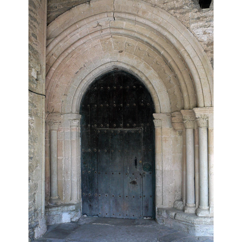 Source caption: "Iglesia de San Pedro Apóstol (Monasterioguren, Vitoria)"