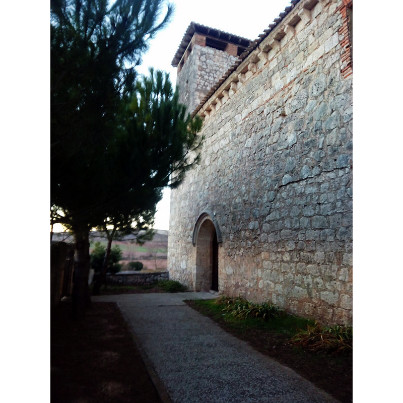 Source caption: "Iglesia de Medinilla de la Dehesa (Burgos)"