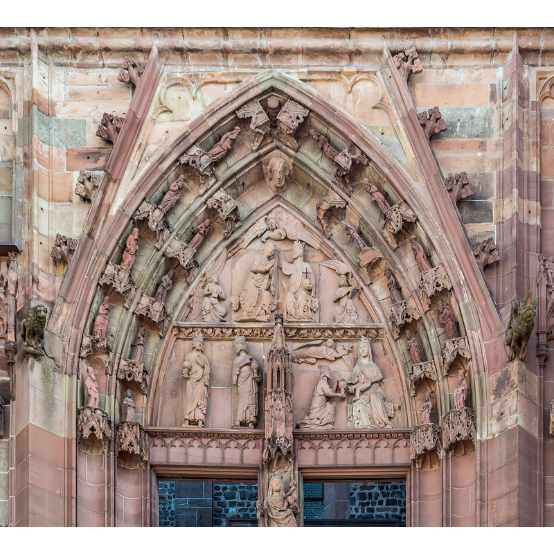 Source caption: "Tympanum of the western portal of Wetzlarer Dom, Hesse, Germany"