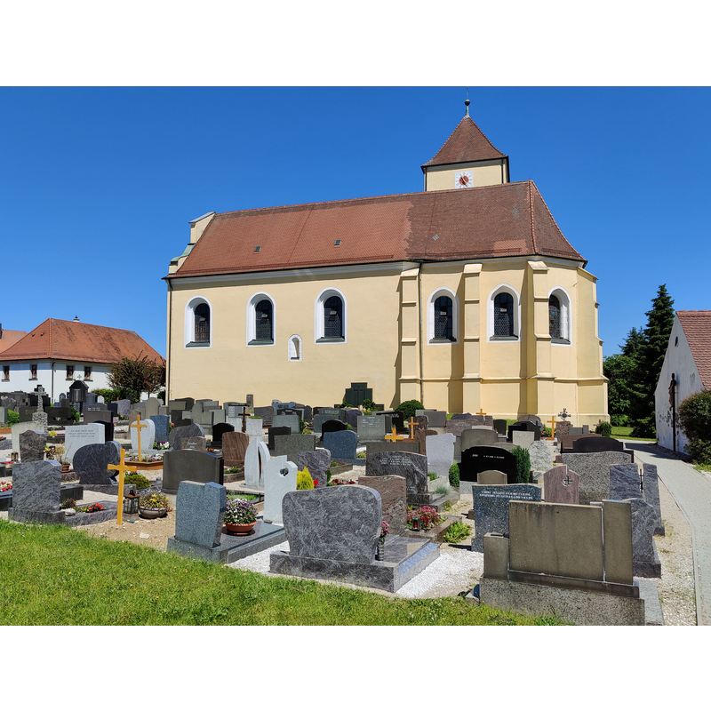 Source caption: "Alte Pfarrkirche Mariä Himmelfahrt Altenstadt an der Waldnaab, Landkreis Neustadt an der Waldnaab, Oberpfalz, Bayern, Deutschland"