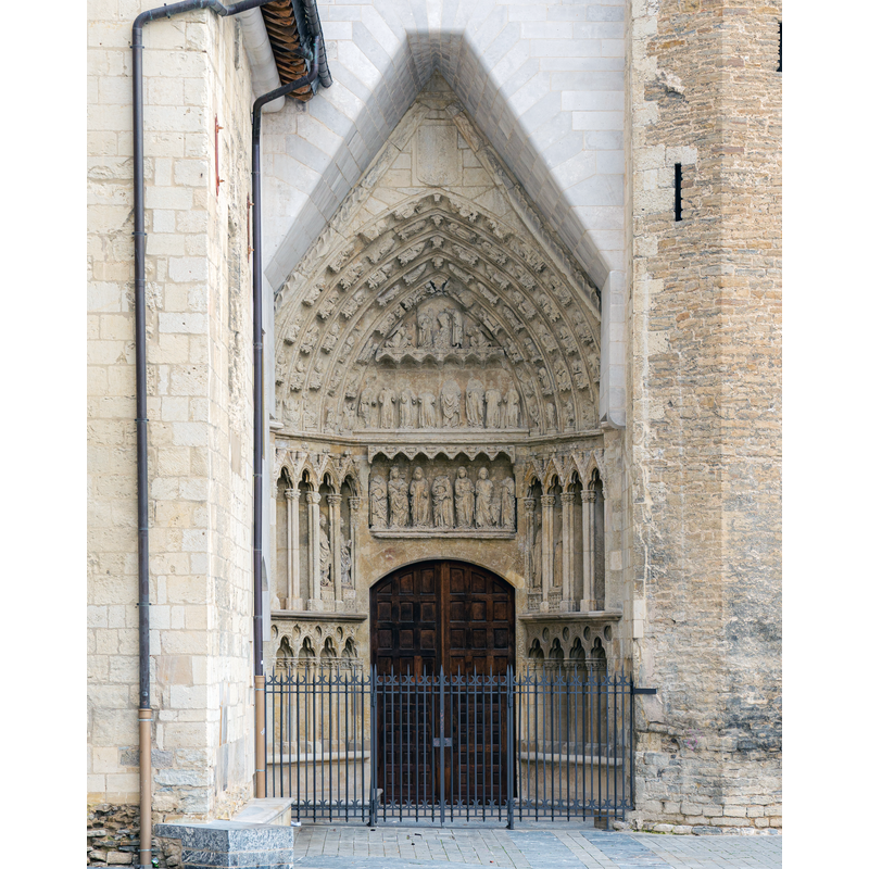 Source caption: "Gasteiz 2021 - south gate"