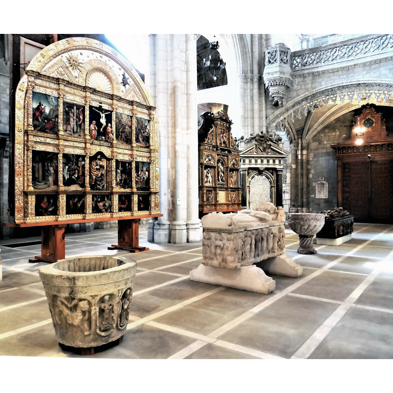 the bapttismal font originally from Albacastro, seen here now in the Iglesia de San Esteban [aka Museo del Retablo], in Burgos capital