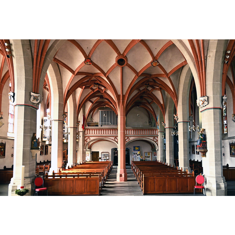 Source caption: "St. Philippus und Jakobus (Kempenich), Innenraum mit Blick zum Empore"