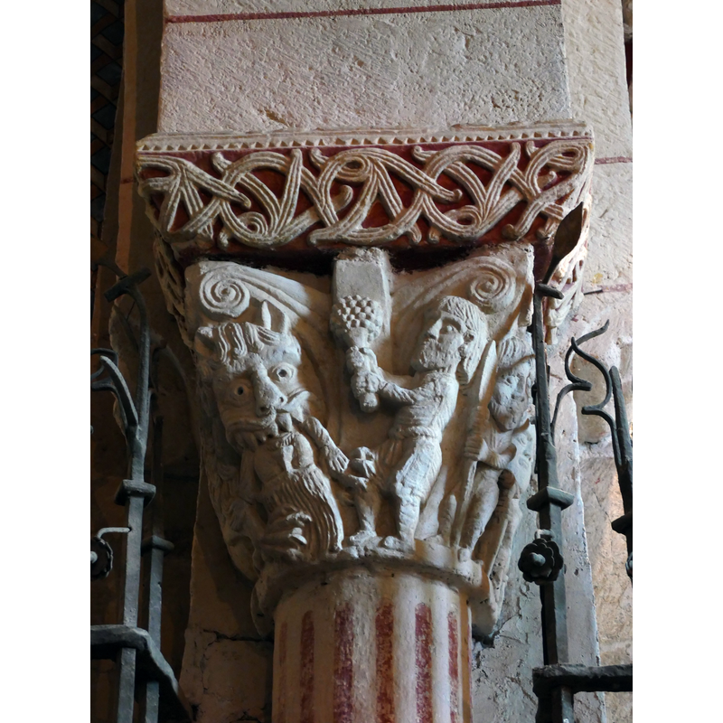 Source caption: "L'église Sainte-Engrâce à Sainte-Engrâce (Pyrénées-Atlantiques, Nouvelle-Aquitaine, France)."