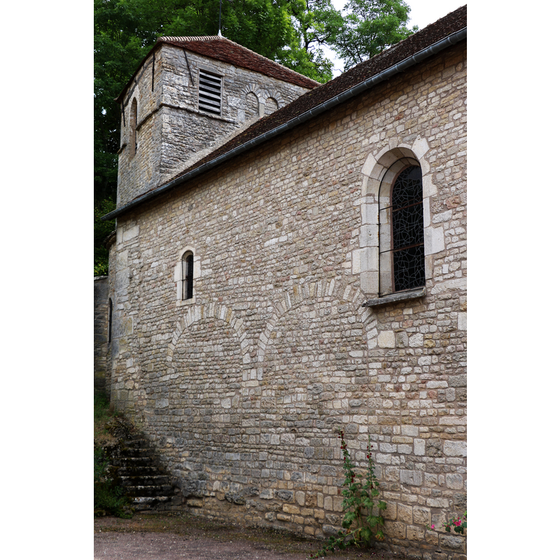 Source caption: "Alise-Sainte-Reine - Eglise Saint-Léger"