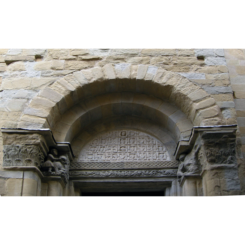 Source caption: "Arezzo, Italien: Innenstadt, Triptychon der Kirche Santa Maria della Pieve"