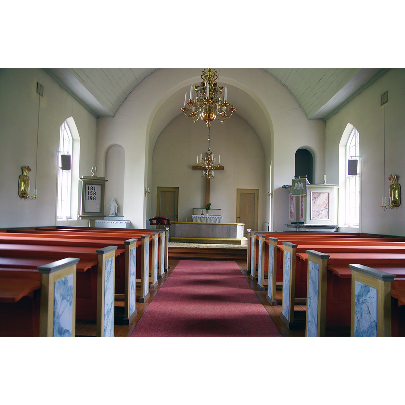 Source caption: "Östra Tunhems kyrka i Skara stift, Falköpings kommun. Uppförd 1949." -- showing the interior of the present church at Östra Tunhem, a building of 1949
