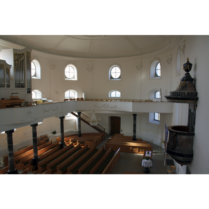 Source caption: "Kirchenschiff der ref. Kirche Seen[gen]" -- the modern font covered with a white cloth, is seen here in the foreground, towards the right, close to the pulpit, inside the new 19thC church of Seengen