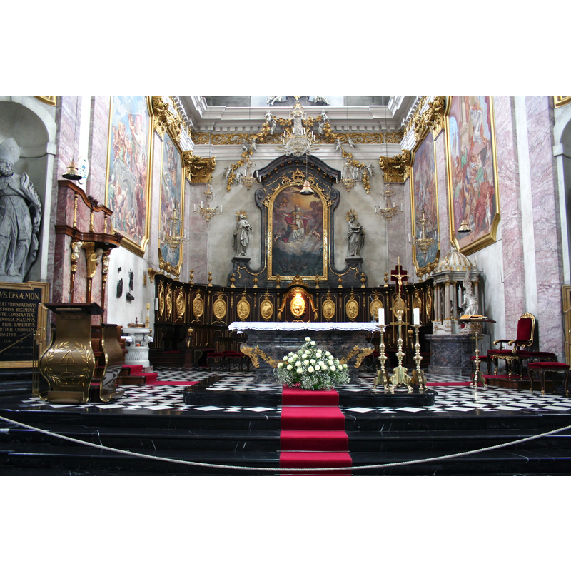 Source caption: "Cathedral Altar"