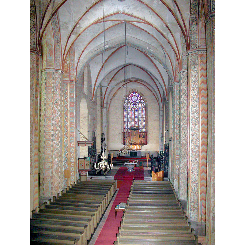 Source caption: "Anklam: Marienkirche. Marienkirchplatz (GMP: 53.855926,13.684649). Gotische Backstein-Hallenkirche, 1296 erstmals urkundlich erwähnt, heutiger Bau überweigend aus der 2. Hälfte des 14. Jahrhunderts. Überregionale Bedeutung erlangte die Marienkirche nach der Wiederentdeckung ihrer außergewöhnlich gut erhaltenen Innenausmalung, die 1936/37 an Pfeilern und Gurtbögen freigelegt wurde und in die erste Hälfte des 14. Jahrhunderts zu datieren ist."