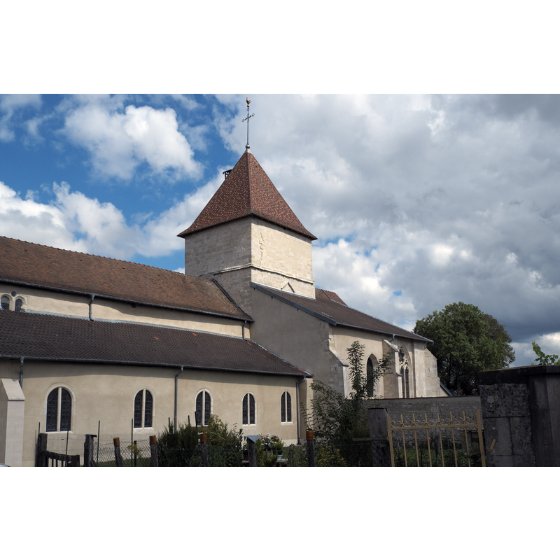 Source caption: "Église de la Nativité-de-la-Vierge (Kirche Mariä Geburt) in Gondrecourt-le-Château im Département Meuse (Lothringen/Frankreich)"