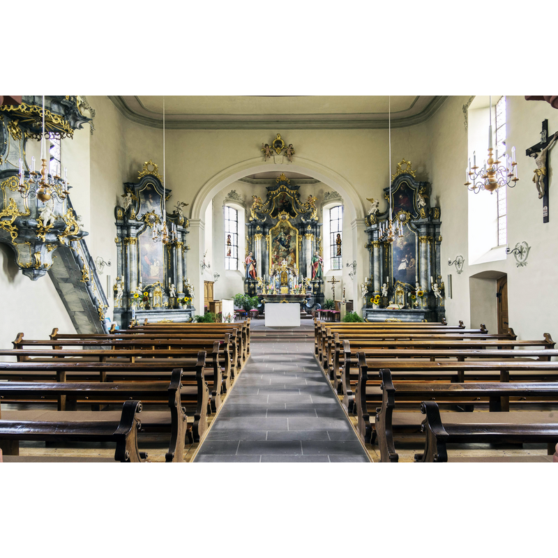 Source caption: "Die Katholische Pfarrkirche in March Holzhausen"
