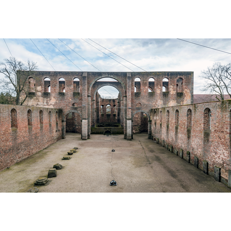 Source caption: "Bad Hersfeld, Im Stift, Stiftskirchenruine, von Innen"