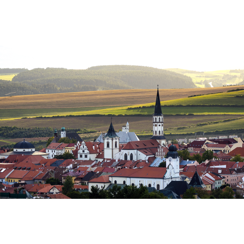 Source caption: "Pohľad na historické centrum Levoče s bazilikou sv. Jakuba"