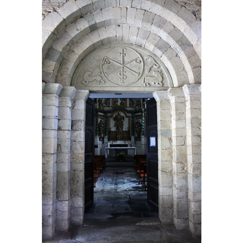 Source caption: "Saligos - Eglise Saints-Pierre-et-Paul"