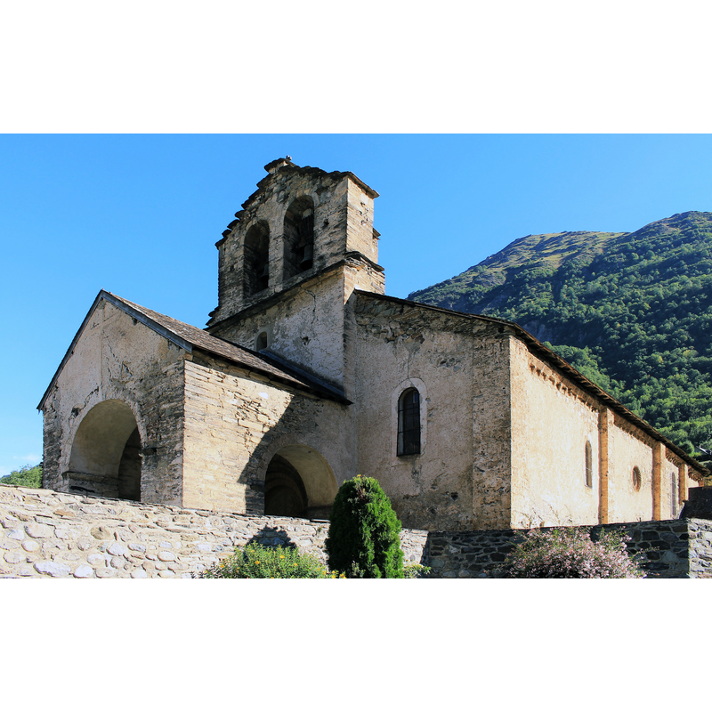 Source caption: "Église Saint-Jean-Baptiste de Sère (Hautes-Pyrénées)"