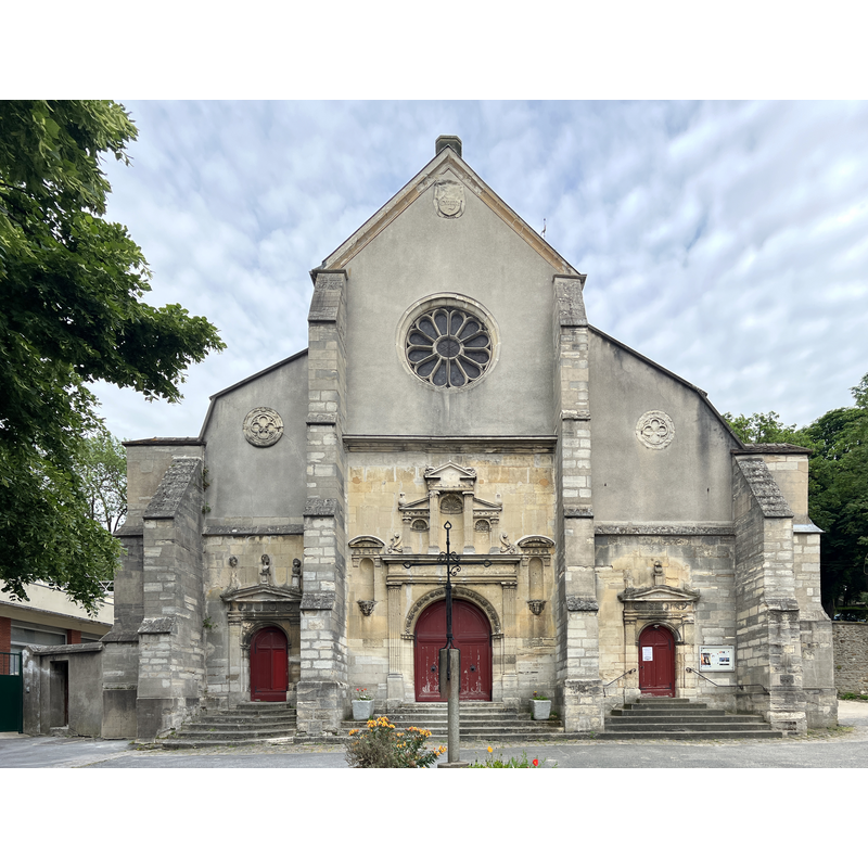 Source caption: "Église Saint-Georges, Villeneuve-Saint-Georges."