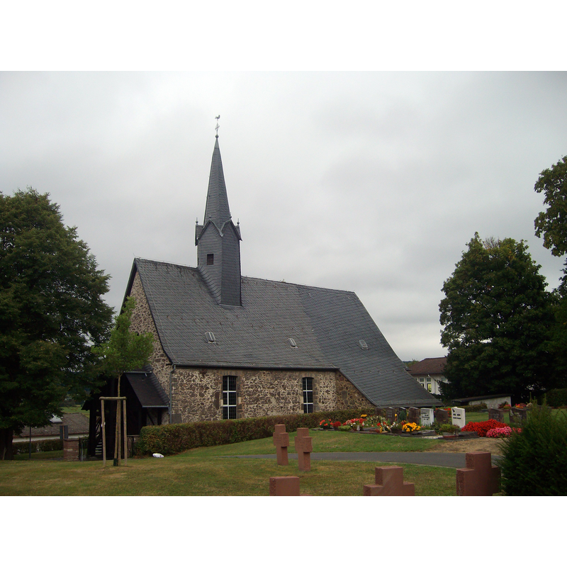 Source caption: "Alte Kirche in Watzenborn-Steinberg, Hessen"